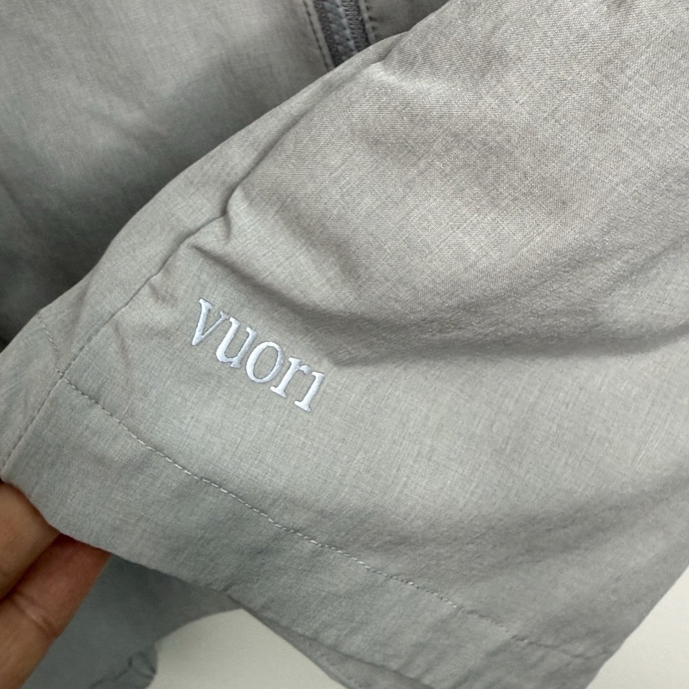Vuori Venture Track Jacket Mens M Light Gray Full Zip Lightweight Outdoor Gym - Picture 5 of 11